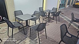 שולחן אלומיניום מרבוע 70*70 ס"מ כולל 4 כיסאות פלסטיק פרייד שולחן אלומיניום מרבוע 70*70 ס"מ כולל 4 כיסאות פלסטיק פרייד